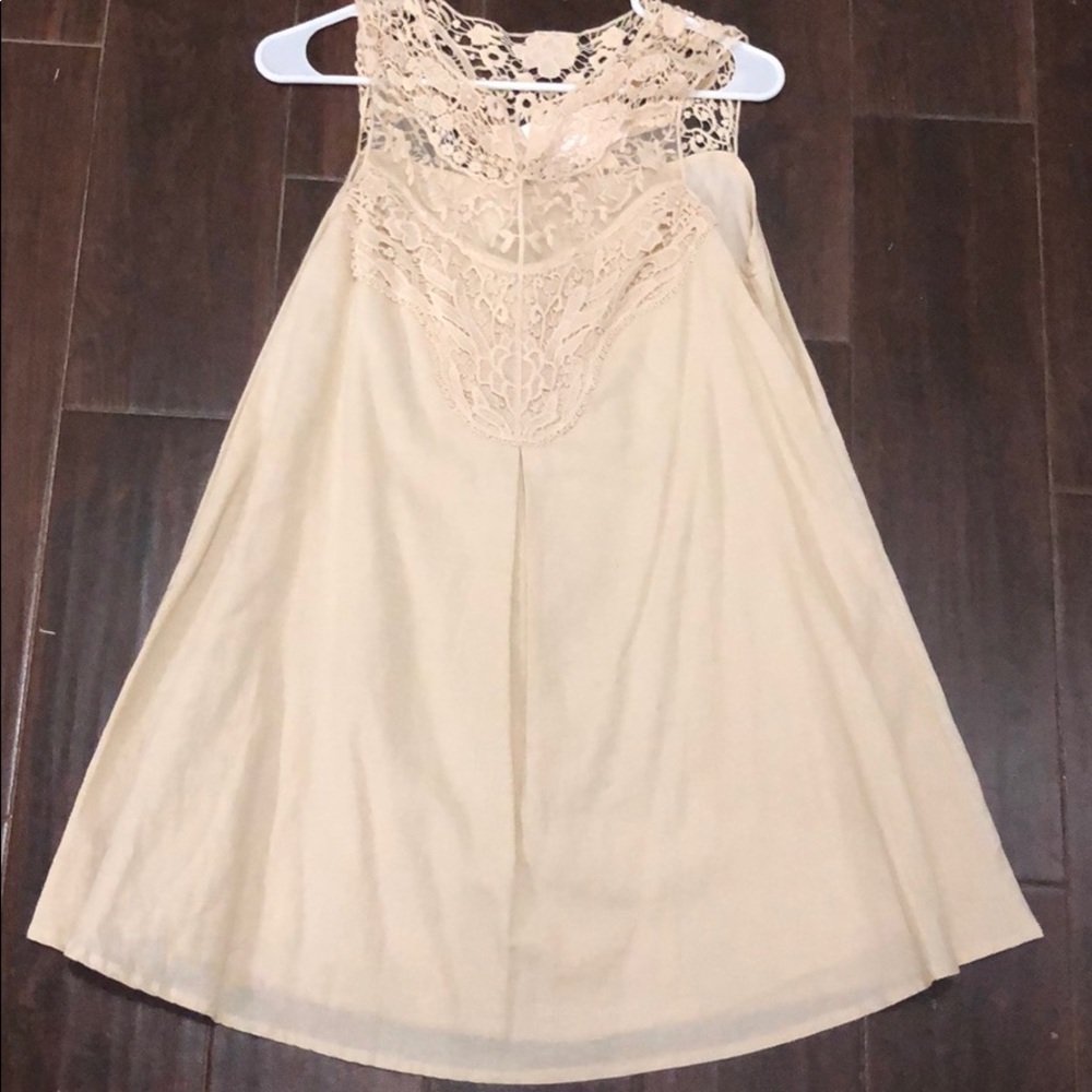 Fuss Dress w/ tag